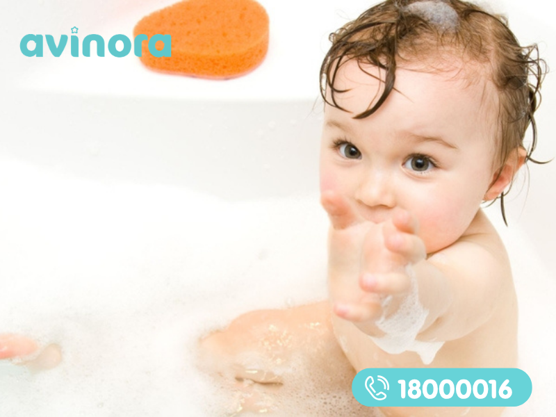 Bọt tắm bé dịu nhẹ, không kích ứng da bé